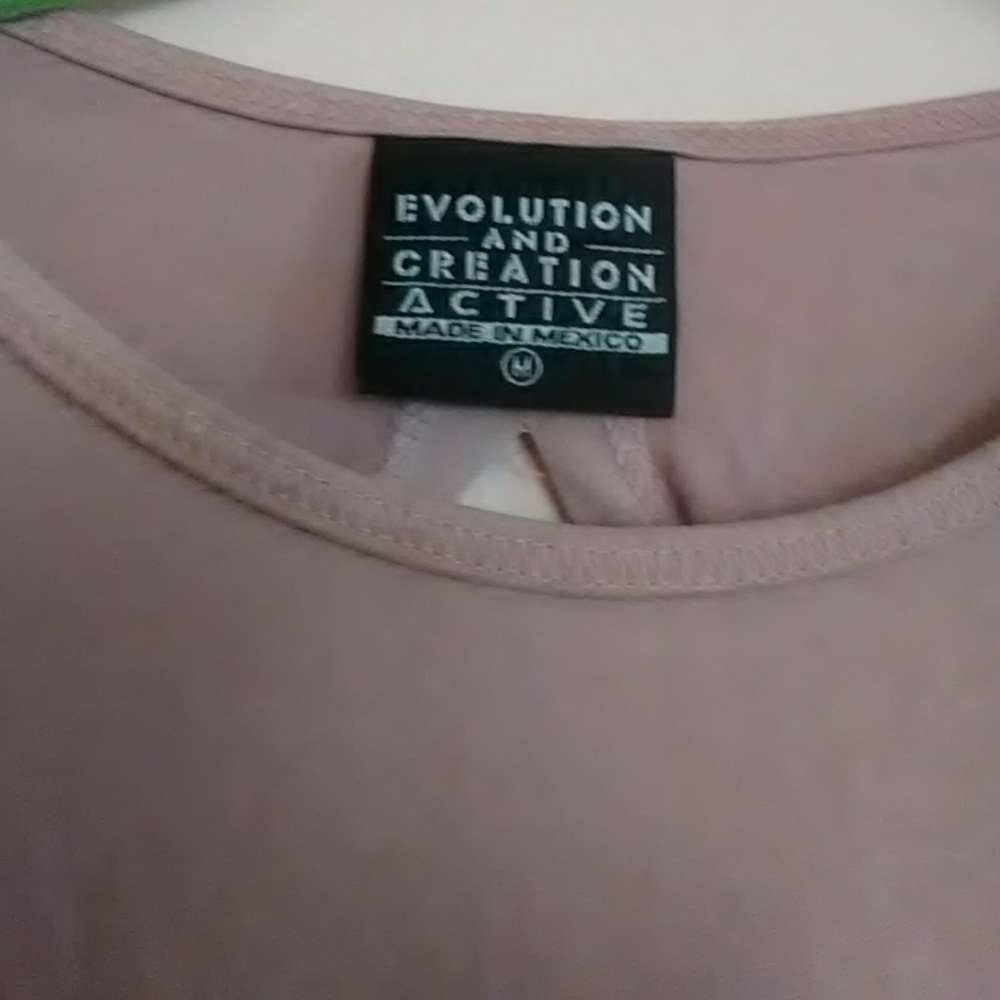 Workout tank - Picture 2 of 4